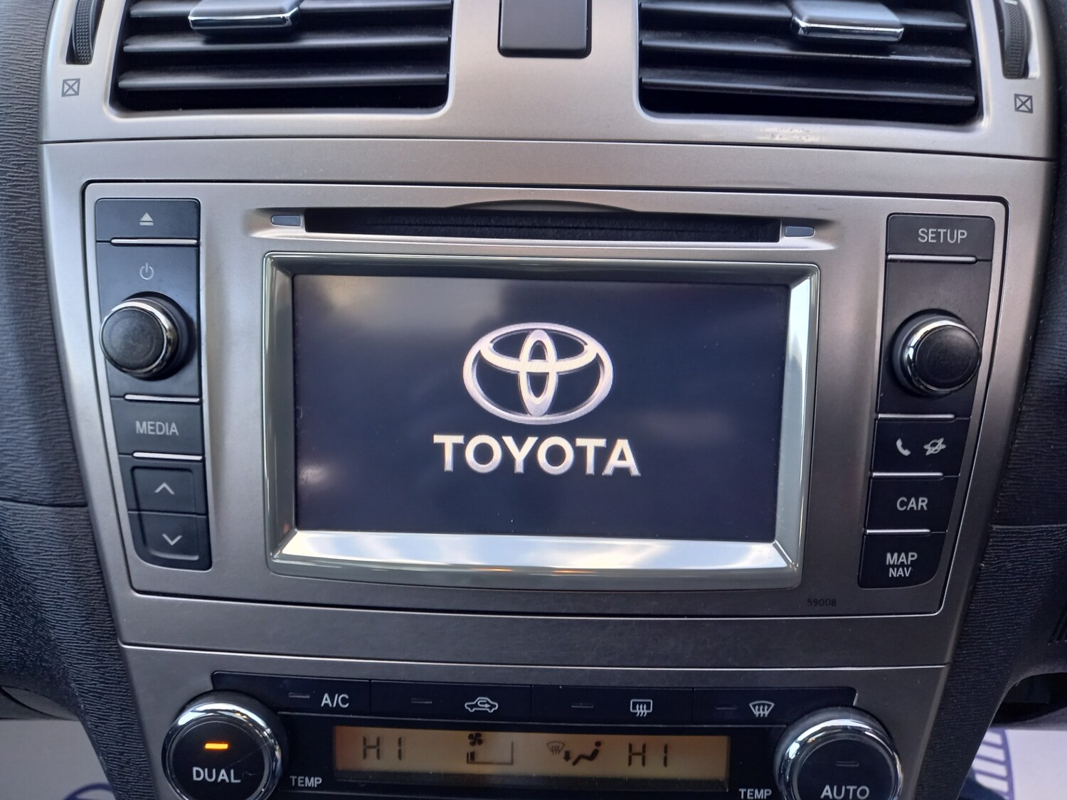 Used Toyota Avensis 2012 for sale - 77555141: Photo 22