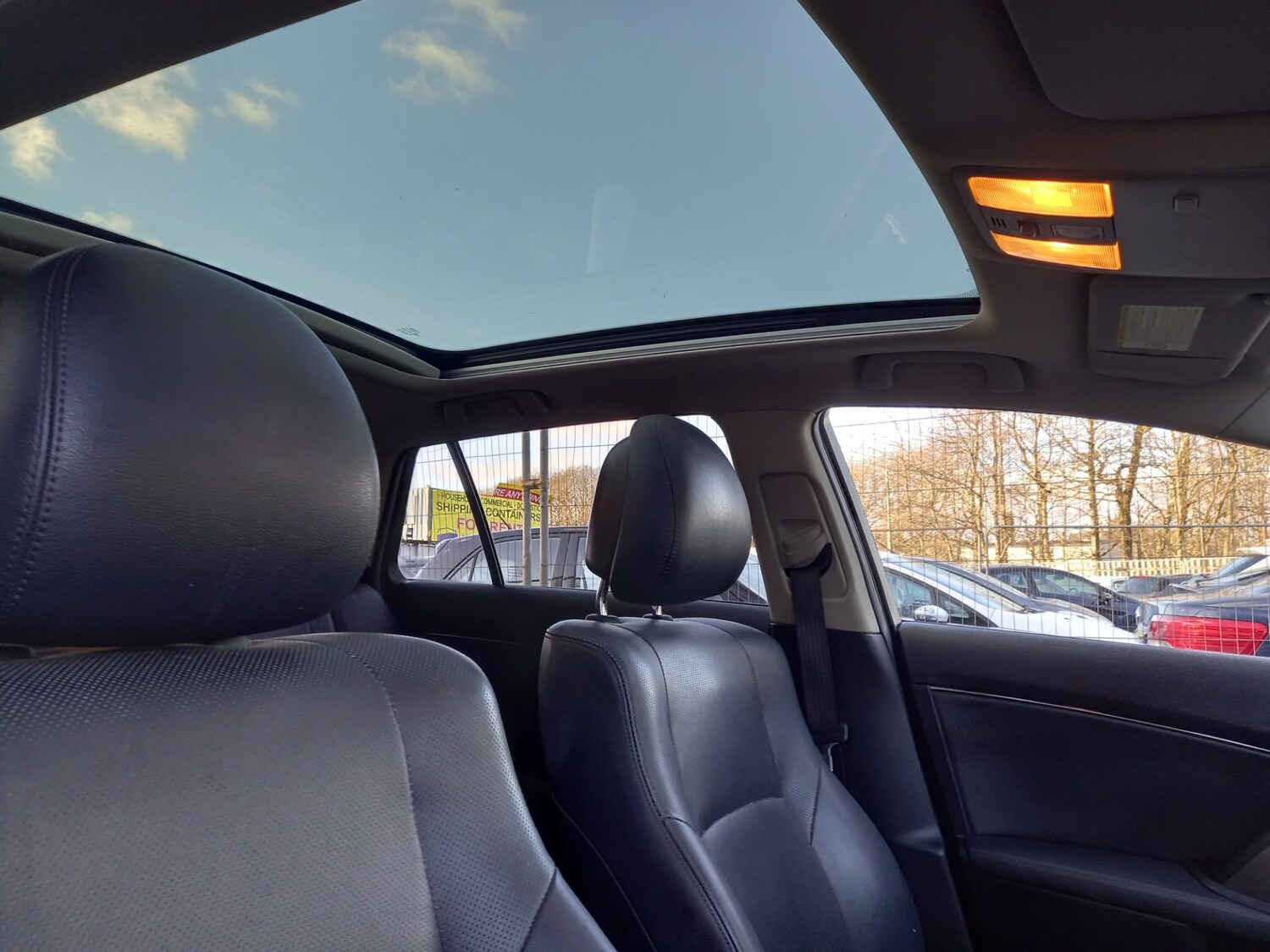 Used Toyota Avensis 2012 for sale - 77555141: Photo 31