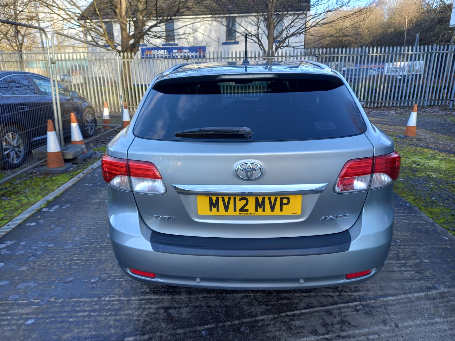 Used Toyota Avensis 2012 for sale - 77555141: Photo 4