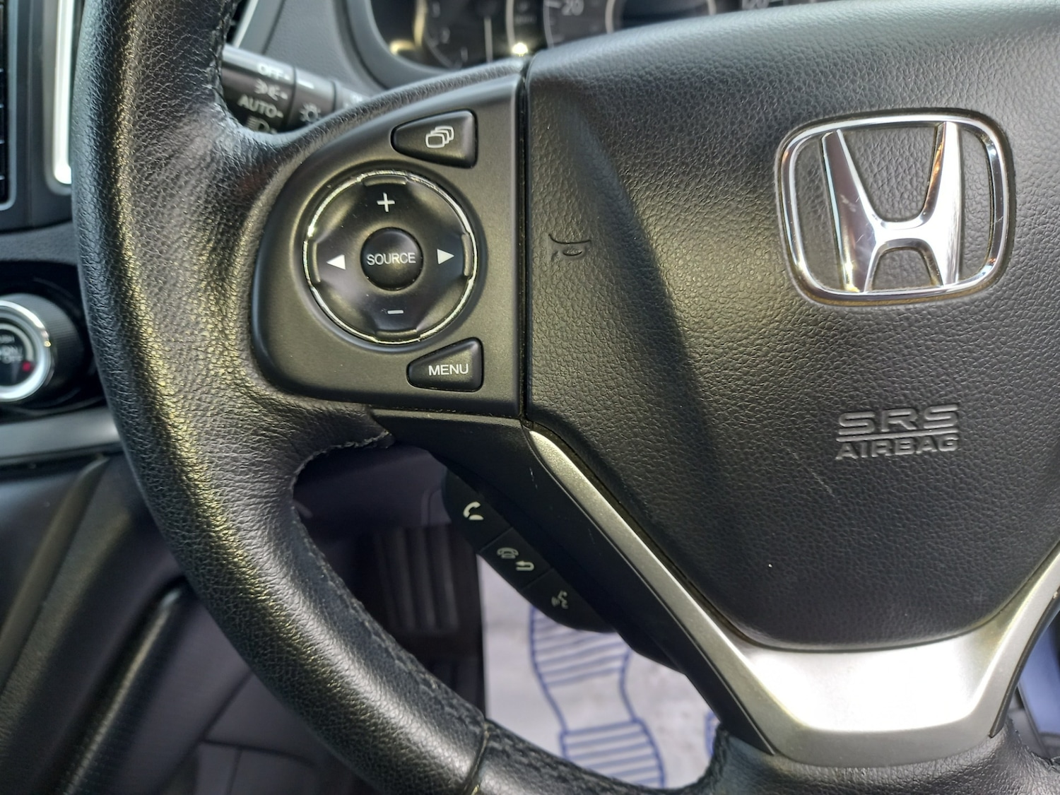 Used Honda CR-V 2015 for sale - 76946838: Photo 26