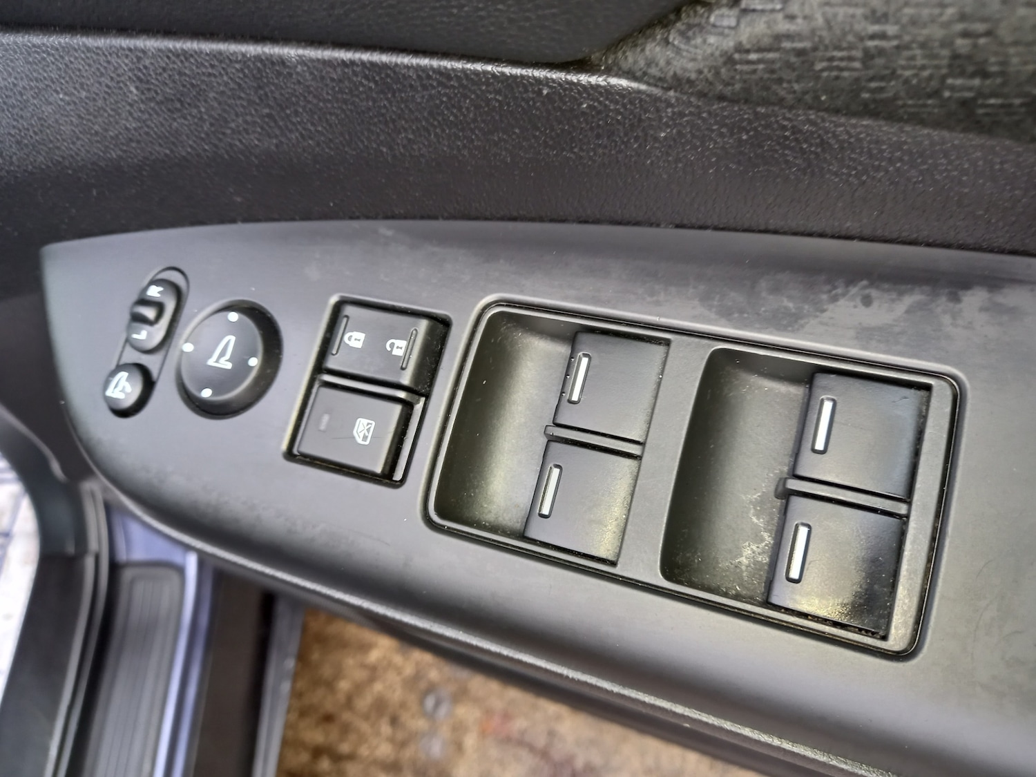 Used Honda CR-V 2015 for sale - 76946838: Photo 29