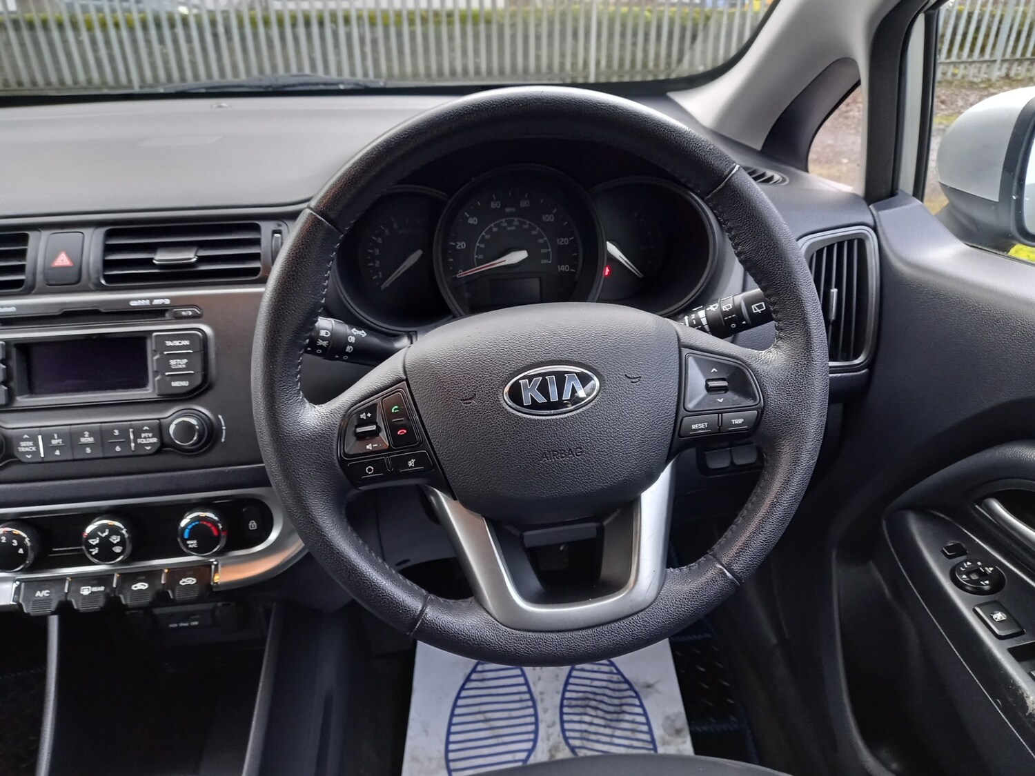 Used Kia Rio 2013 for sale - 77889980: Photo 18