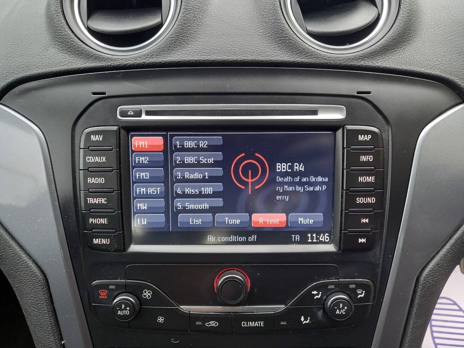 Used Ford Mondeo 2014 for sale - 76363776: Photo 27