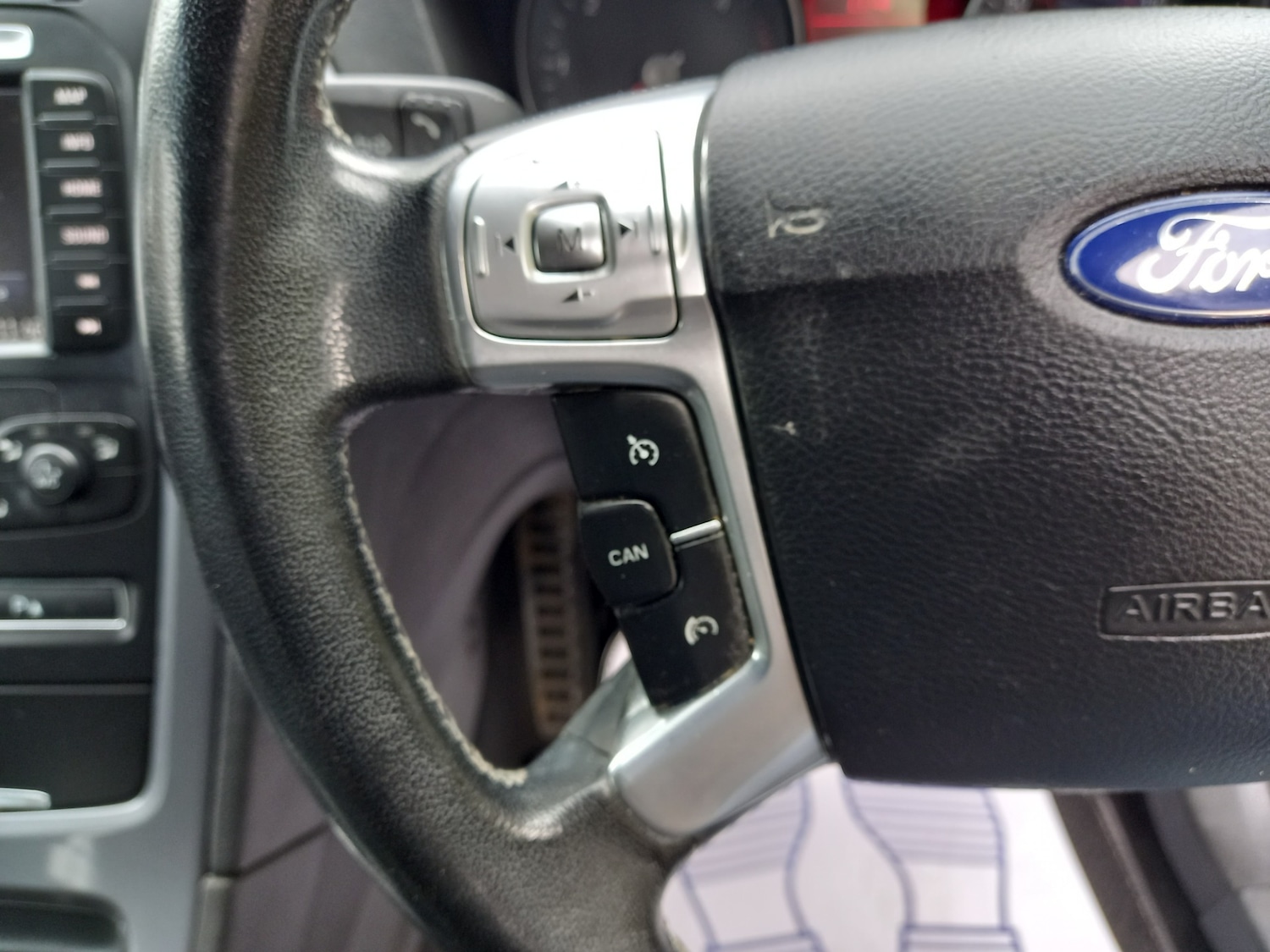 Used Ford Mondeo 2014 for sale - 76363776: Photo 29