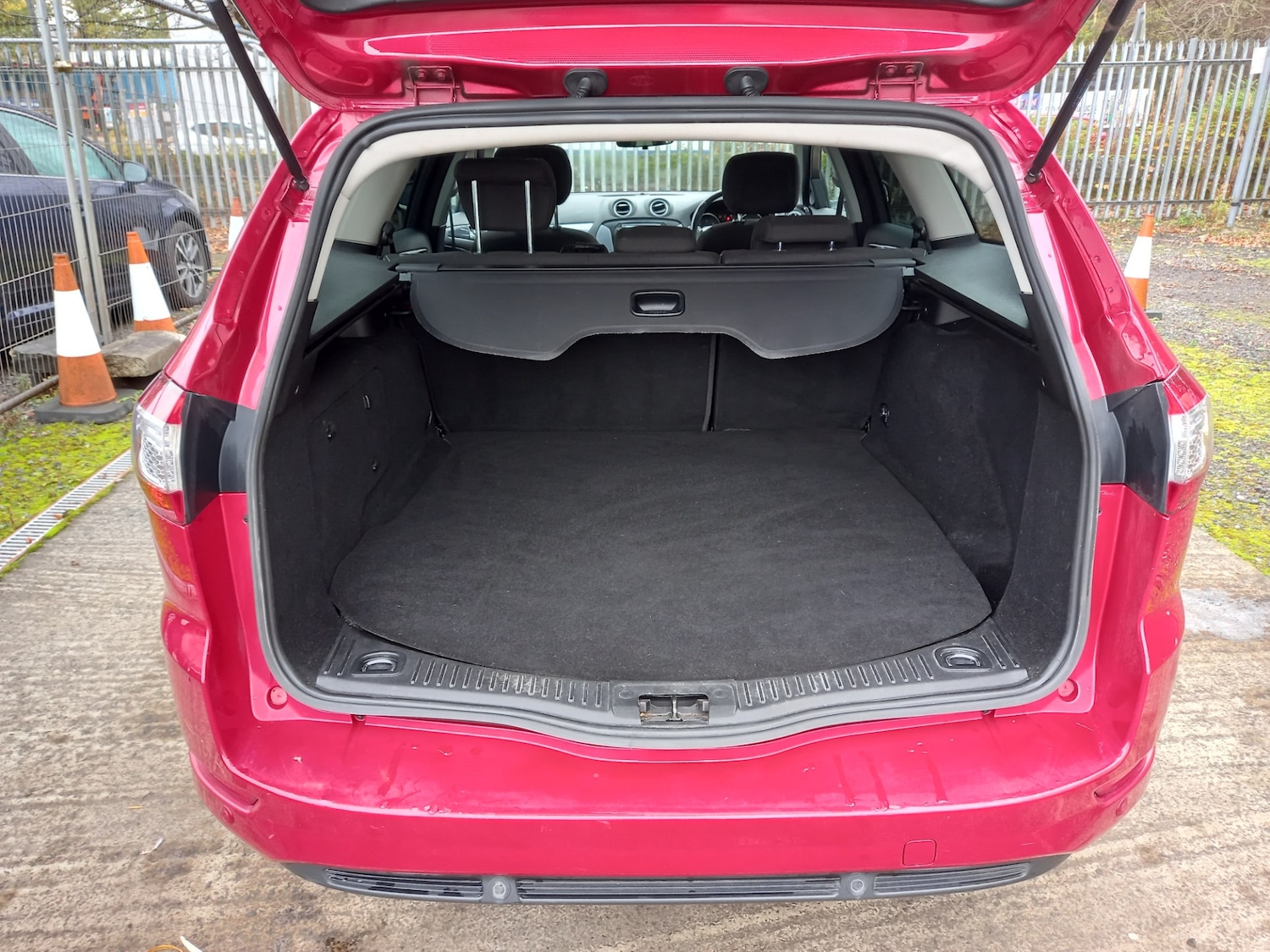 Used Ford Mondeo 2014 for sale - 76363776: Photo 35