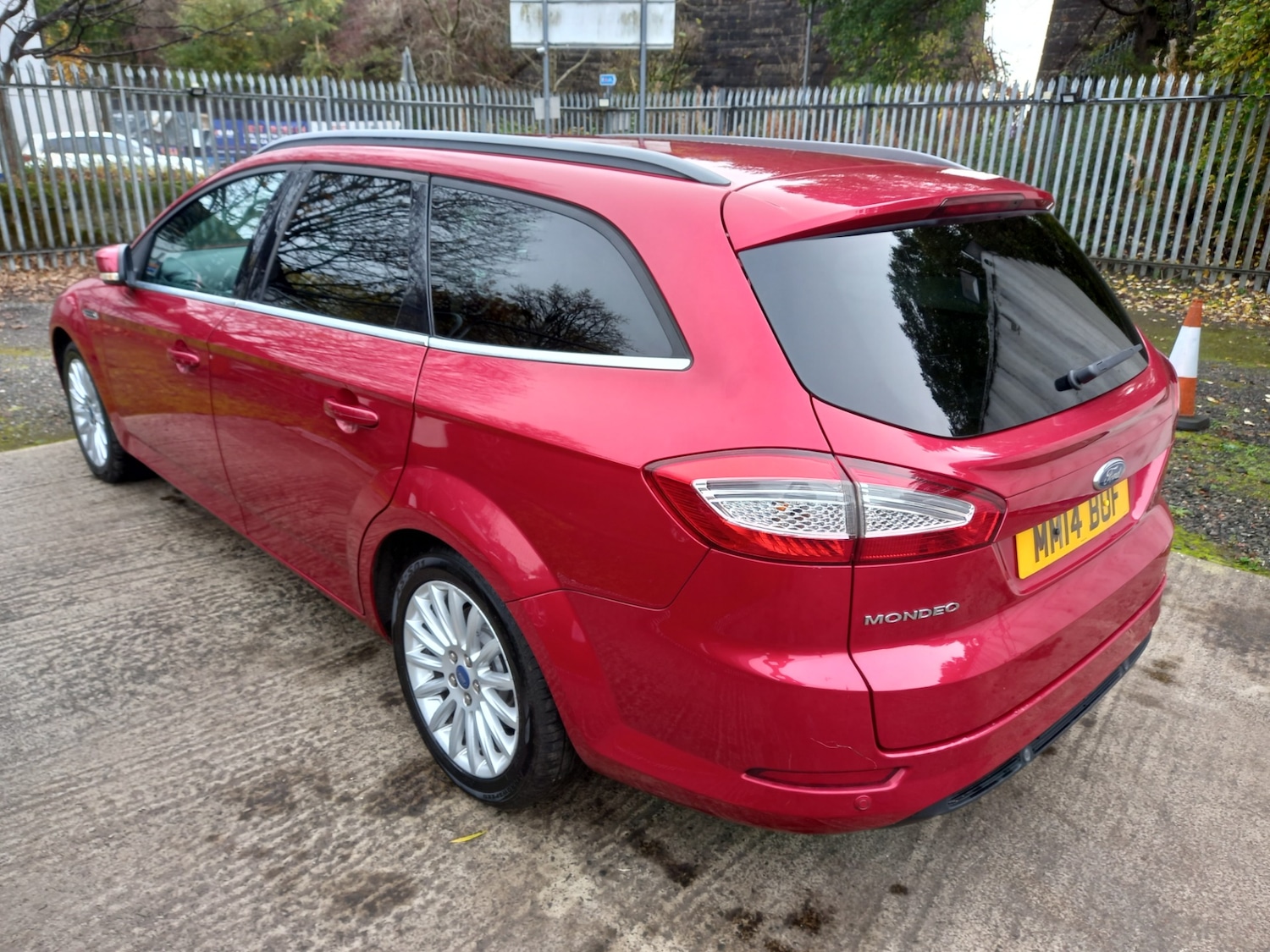 Used Ford Mondeo 2014 for sale - 76363776: Photo 4