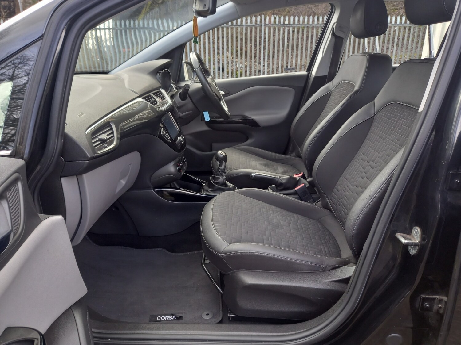 Used Vauxhall Corsa 2017 for sale - 77717821: Photo 19