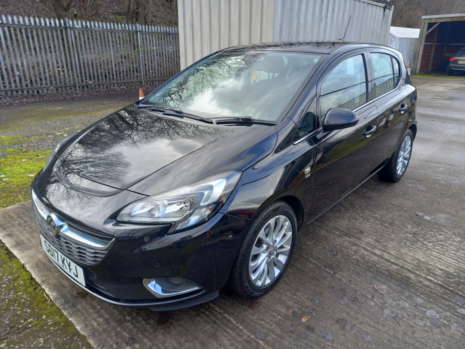 Used Vauxhall Corsa 2017 for sale - 77717821: Photo 2