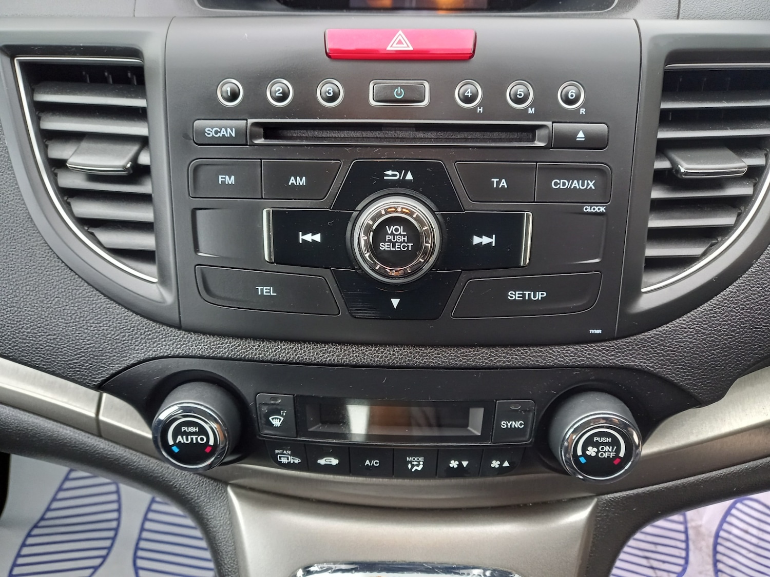 Used Honda CR-V 2013 for sale - 76947182: Photo 30