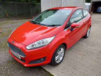 2015 (15) - 1.25 82 Zetec 3dr
