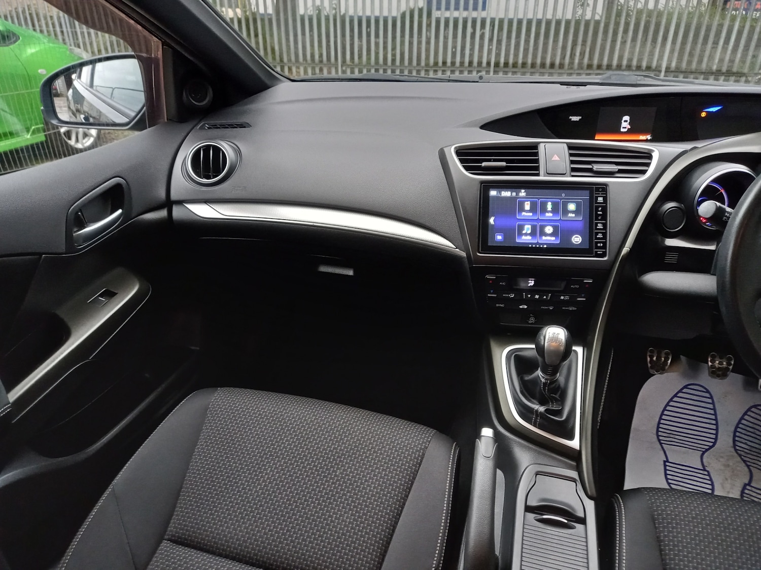 Used Honda Civic 2016 for sale - 76144159: Photo 17