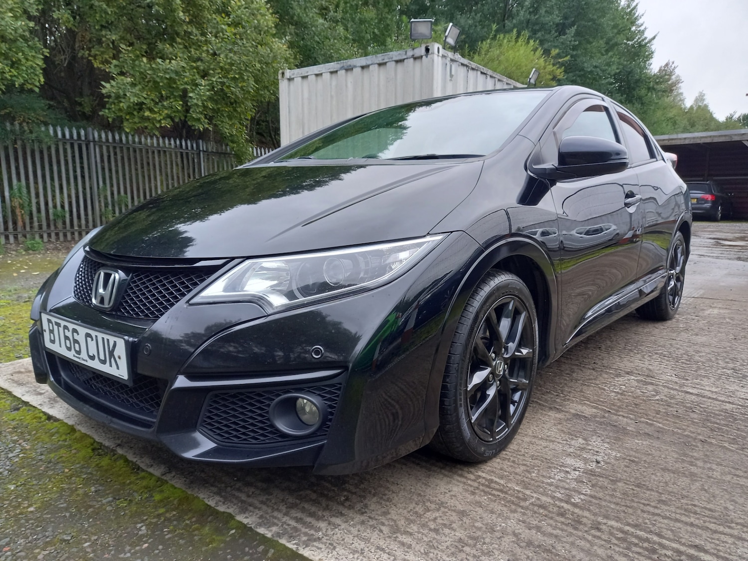 Used Honda Civic 2016 for sale - 76144159: Photo 2