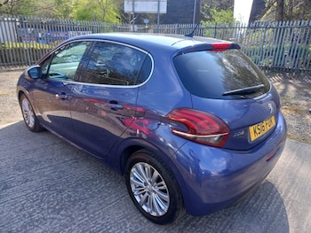 Used Peugeot 208 2016 for sale - 78380703: Photo