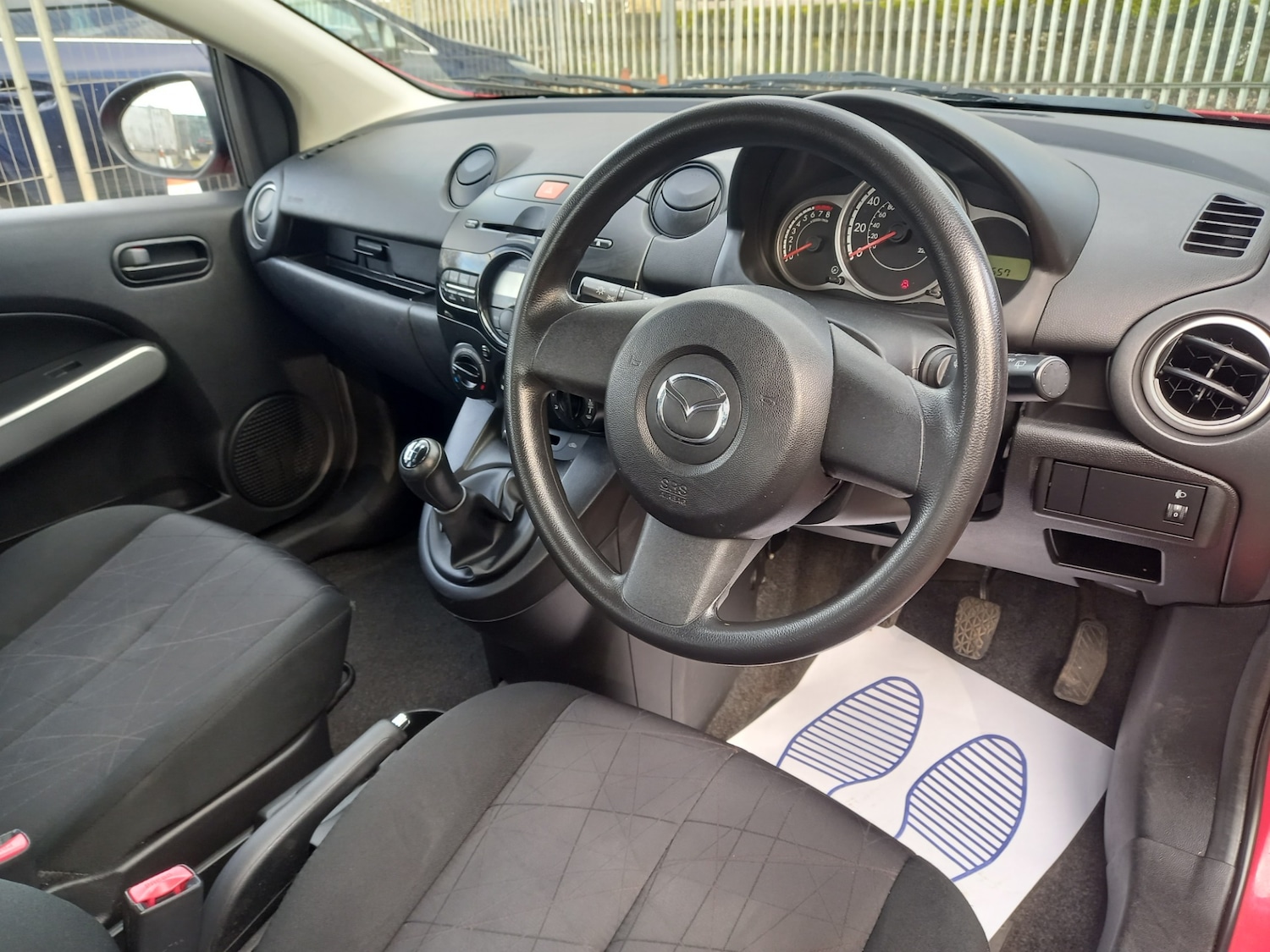 Used Mazda Mazda2 2014 for sale - 77730962: Photo 10