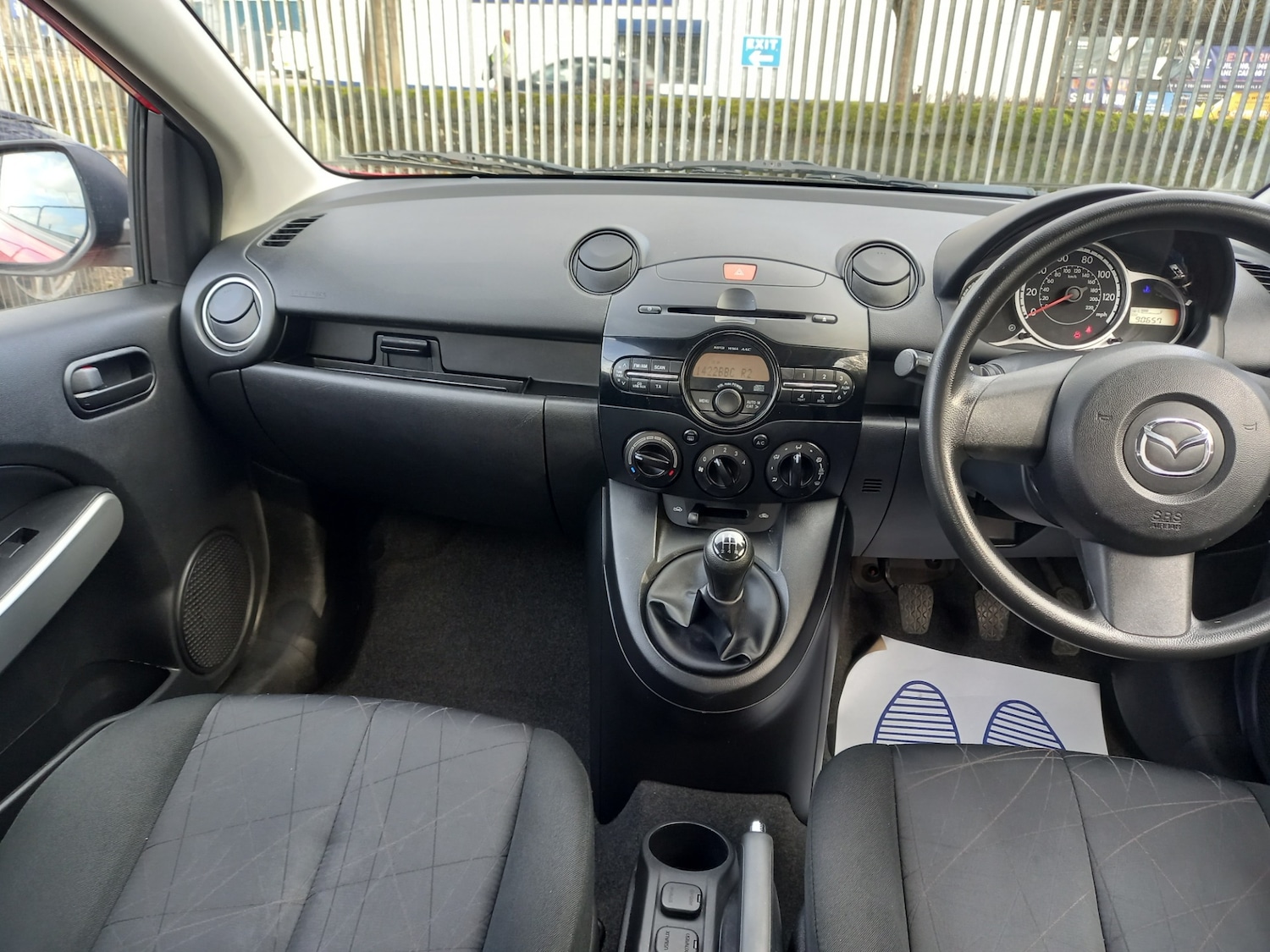 Used Mazda Mazda2 2014 for sale - 77730962: Photo 16