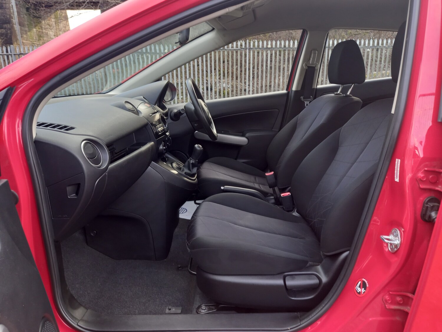 Used Mazda Mazda2 2014 for sale - 77730962: Photo 19