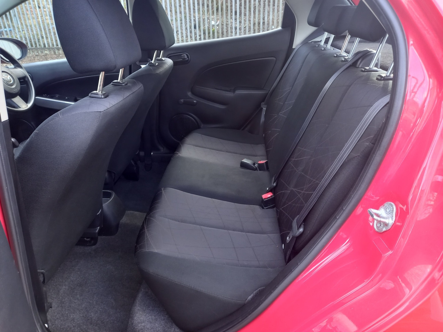 Used Mazda Mazda2 2014 for sale - 77730962: Photo 23