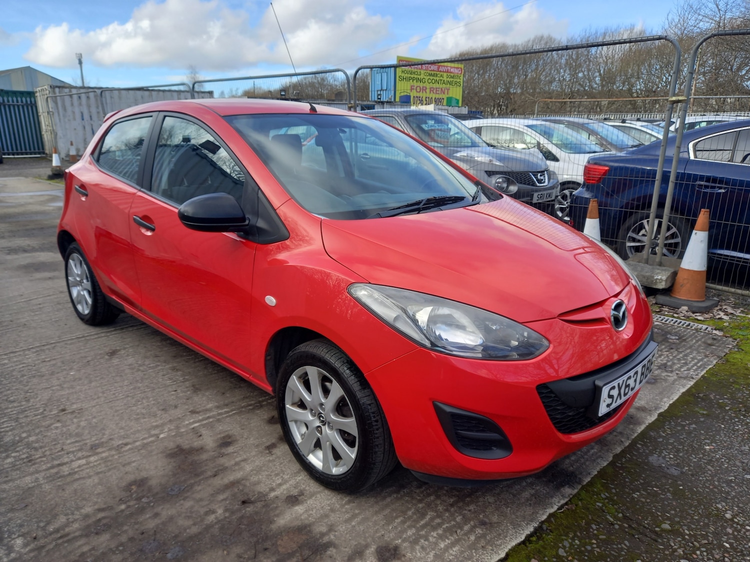 Used Mazda Mazda2 2014 for sale - 77730962: Photo 5