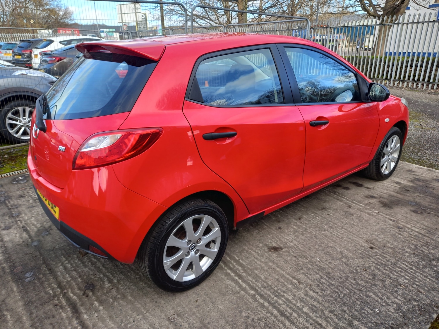 Used Mazda Mazda2 2014 for sale - 77730962: Photo 8