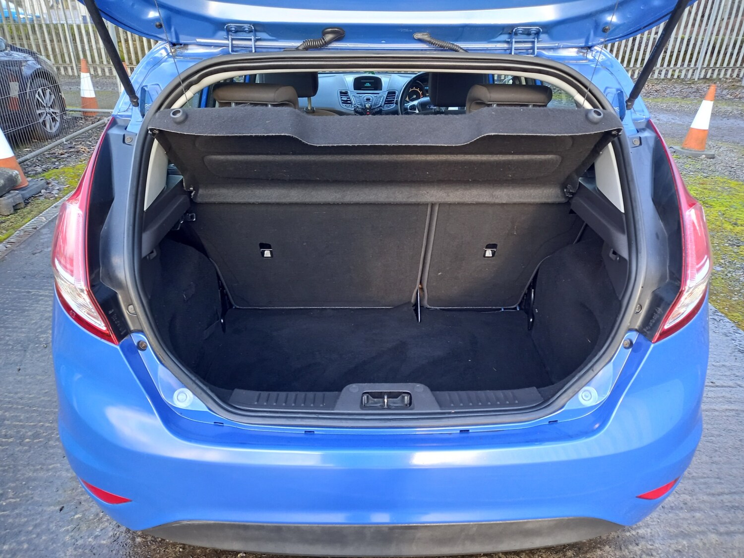 Used Ford Fiesta 2013 for sale - 77889371: Photo 32