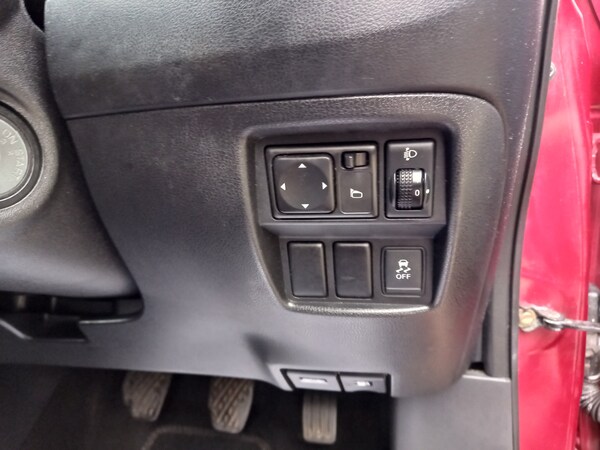 Used Nissan Juke 2011 for sale - 76290068: Photo 36