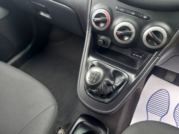 Used Hyundai i10 2013 for sale - 75357938: Photo 26