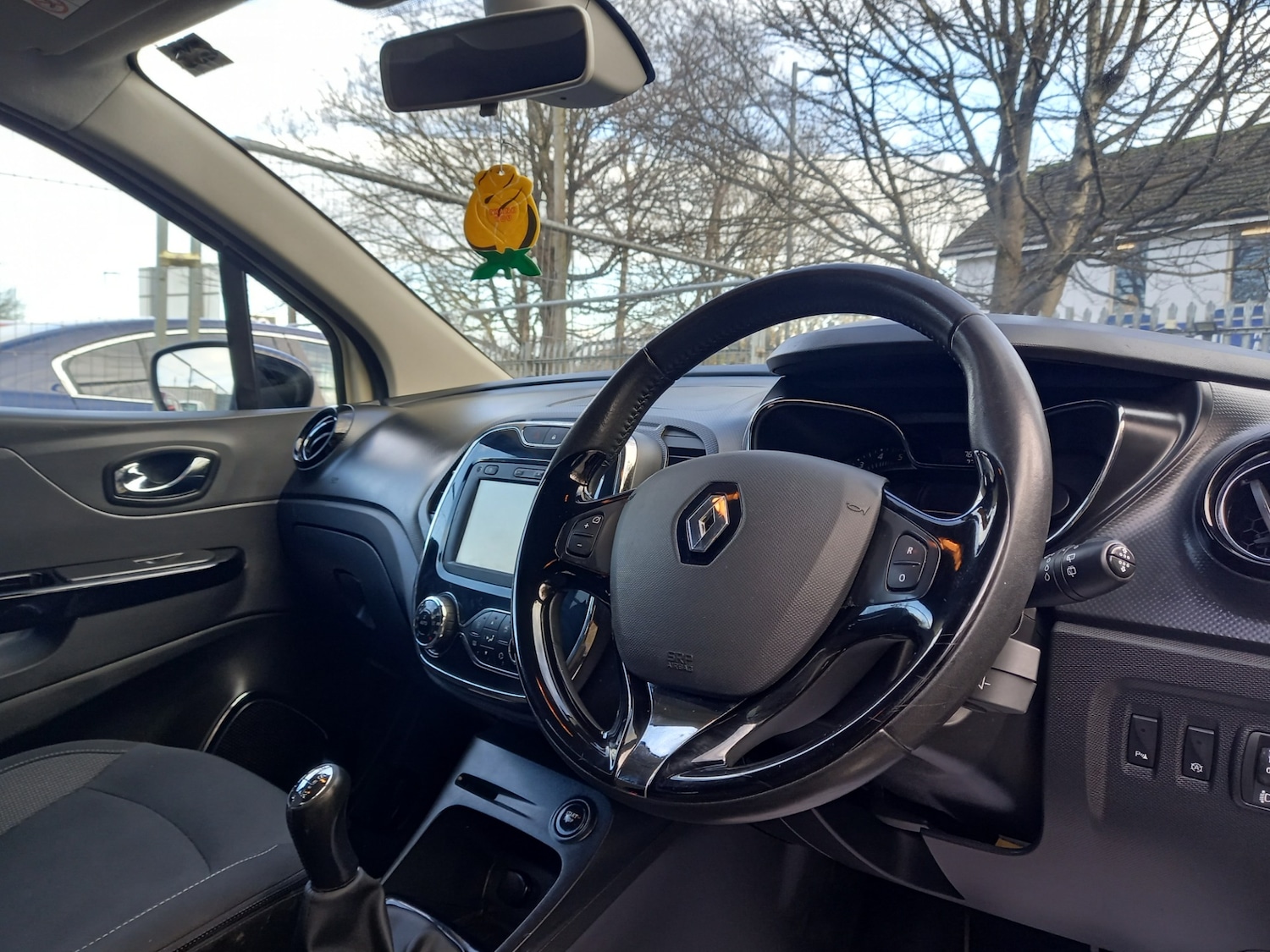 Used Renault Captur 2015 for sale - 76588780: Photo 11