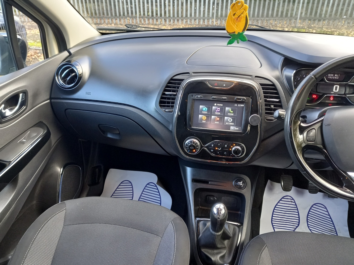 Used Renault Captur 2015 for sale - 76588780: Photo 14