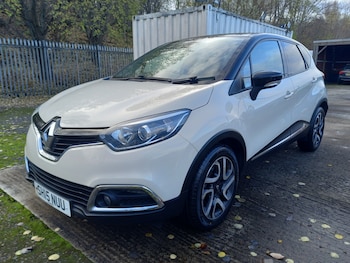Used Renault Captur 2015 for sale - 76588780: Photo