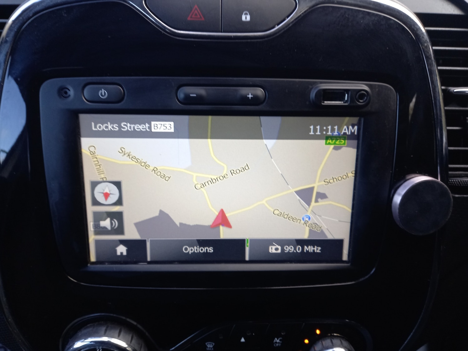 Used Renault Captur 2015 for sale - 76588780: Photo 29