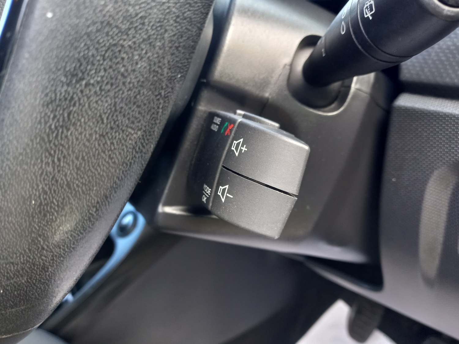 Used Renault Captur 2015 for sale - 76588780: Photo 31