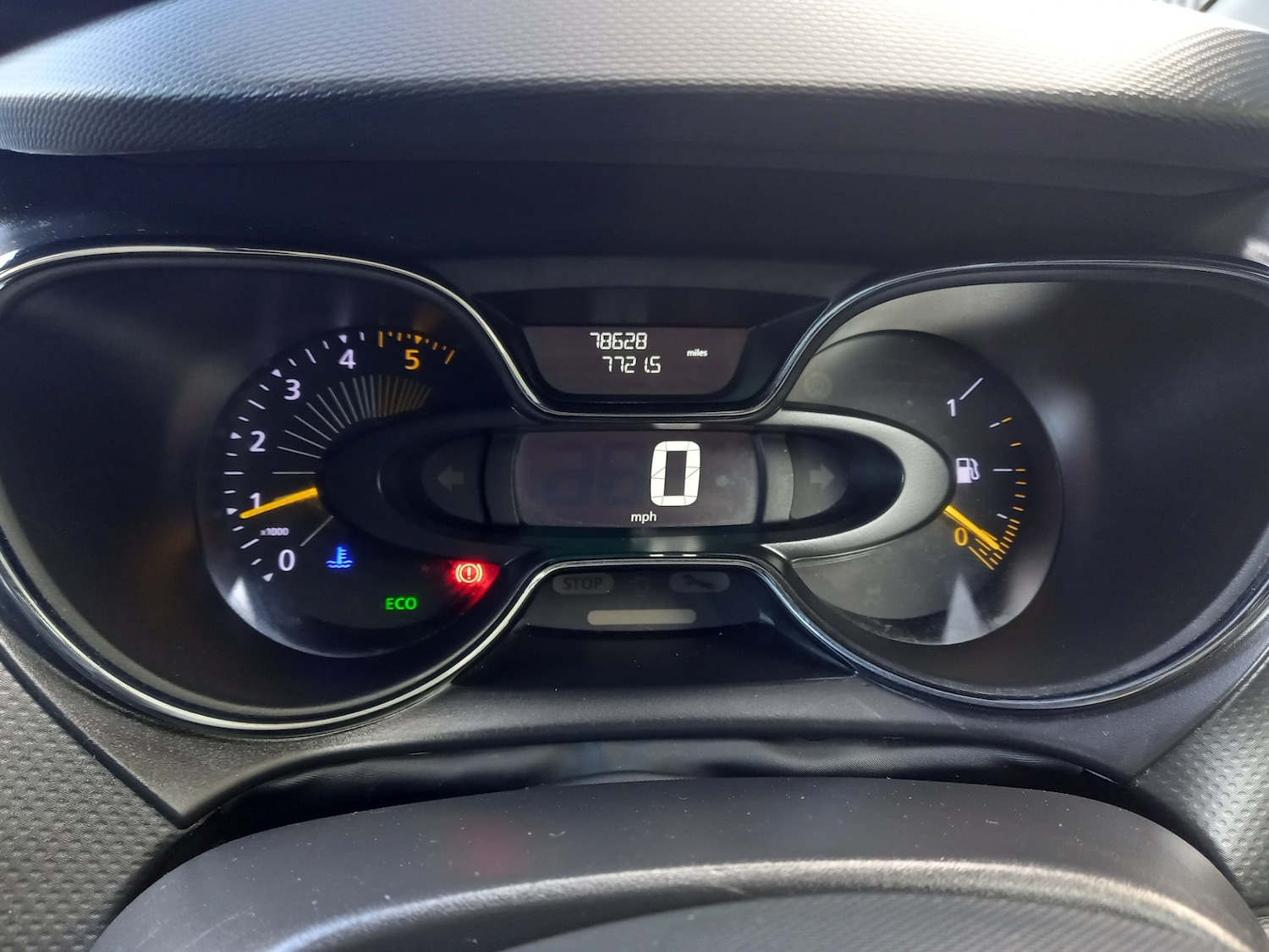 Used Renault Captur 2015 for sale - 76588780: Photo 33