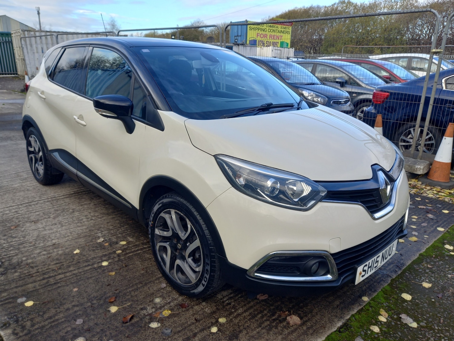 Used Renault Captur 2015 for sale - 76588780: Photo 6