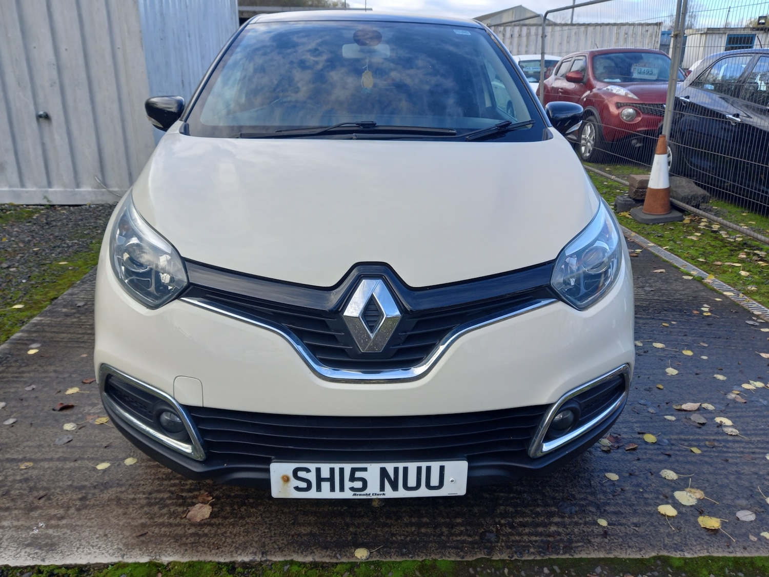 Used Renault Captur 2015 for sale - 76588780: Photo 8