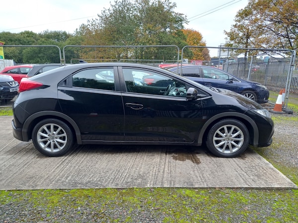 Used Honda Civic 2012 for sale - 76252809: Photo 11