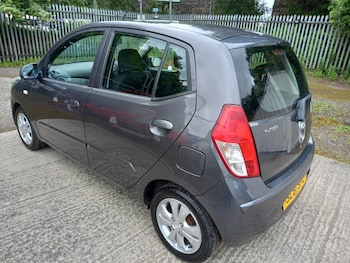 Used Hyundai i10 2011 for sale - 79070227: Photo