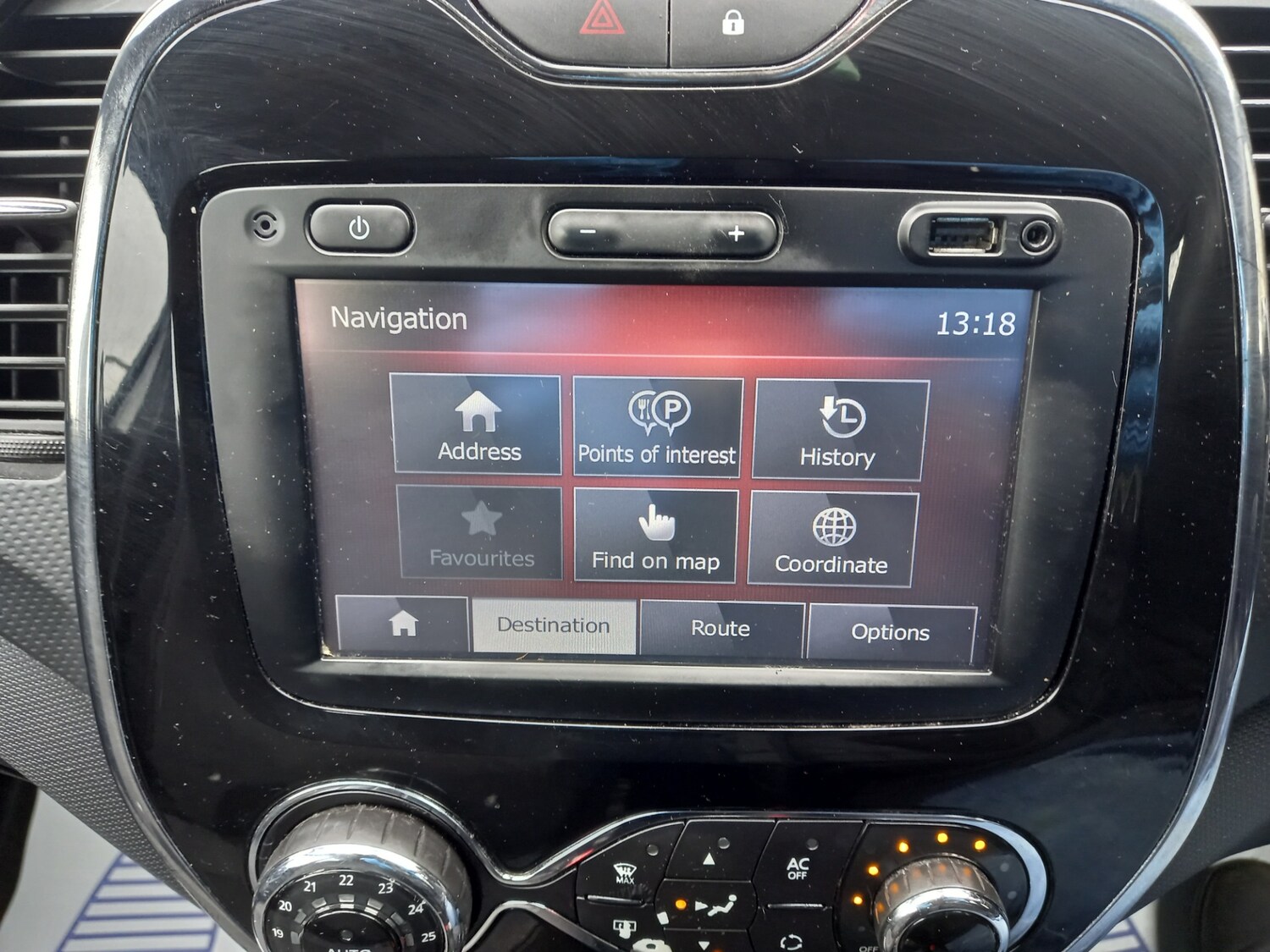 Used Renault Captur 2015 for sale - 78029012: Photo 25