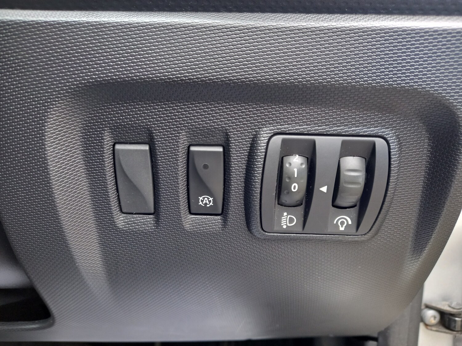 Used Renault Captur 2015 for sale - 78029012: Photo 31