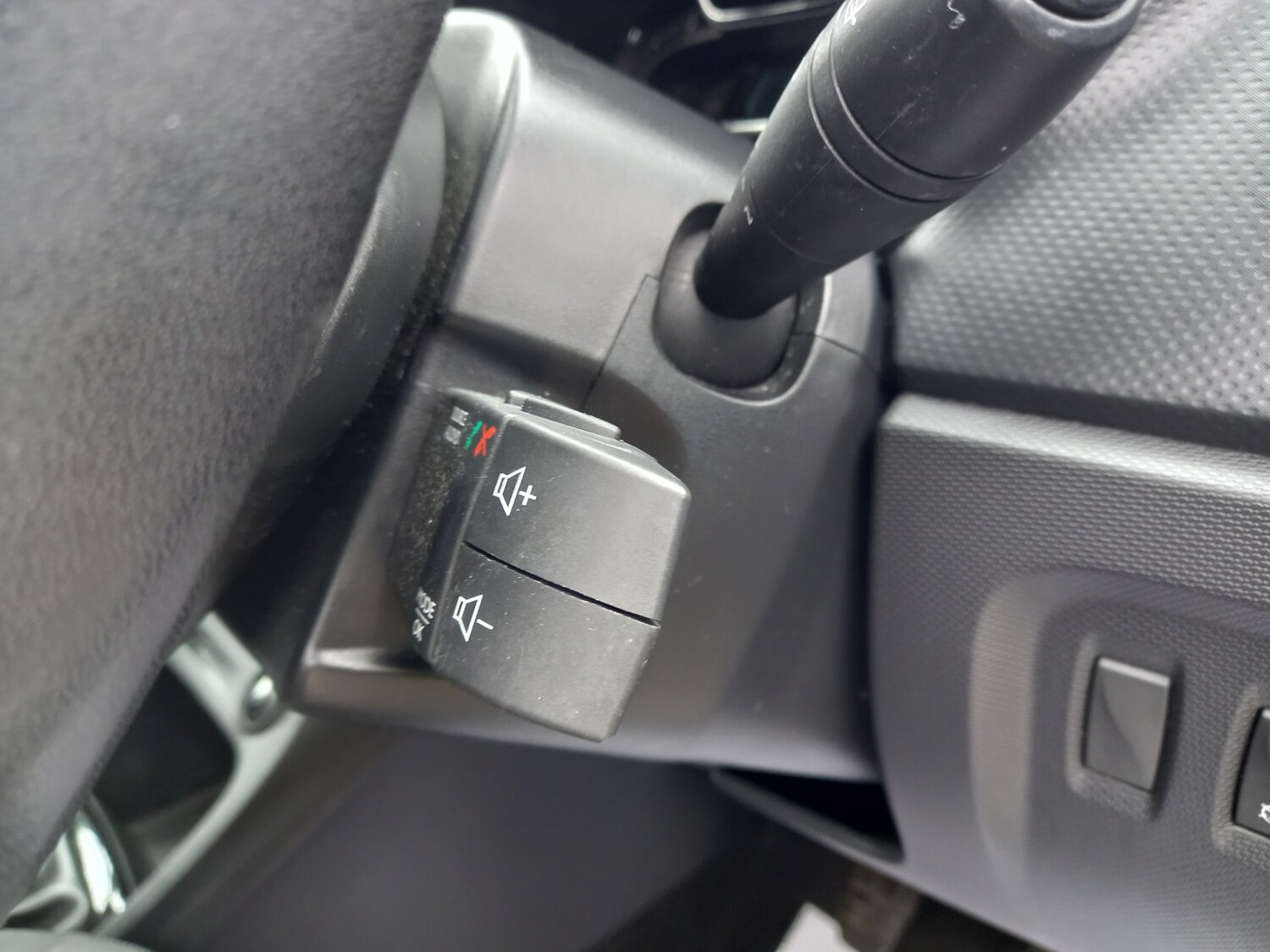 Used Renault Captur 2015 for sale - 78029012: Photo 32