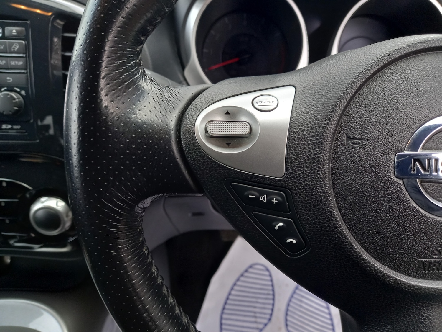 Used Nissan Juke 2011 for sale - 76846008: Photo 29