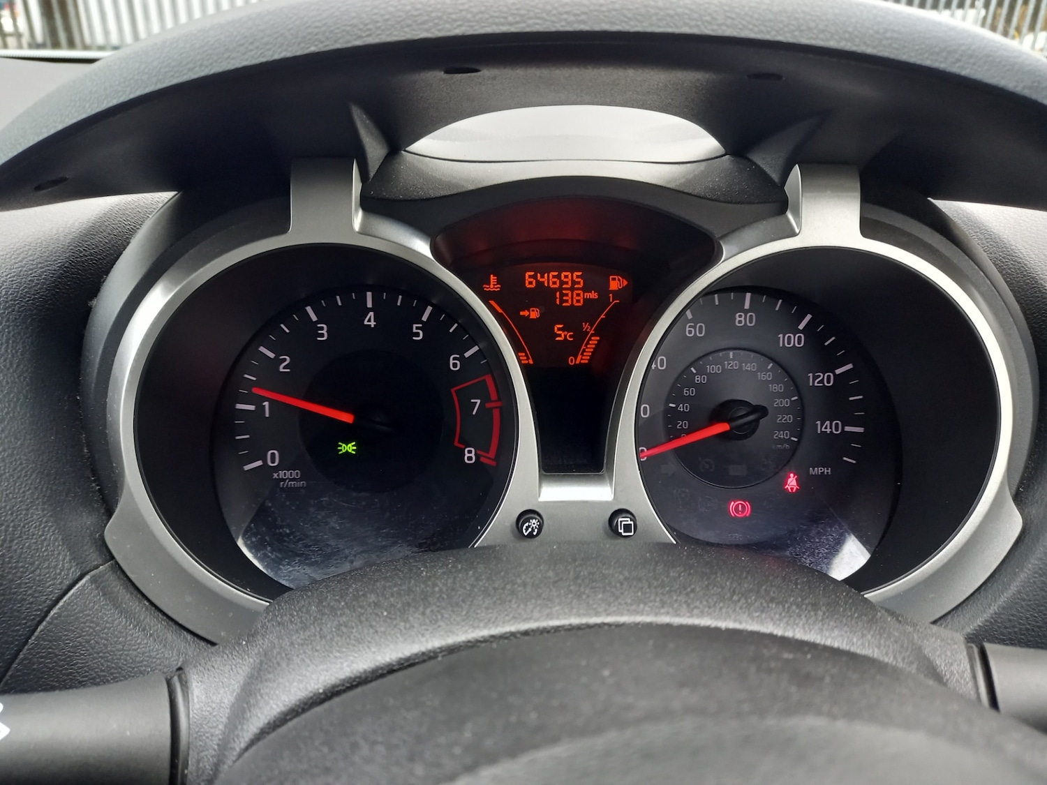 Used Nissan Juke 2011 for sale - 76846008: Photo 31