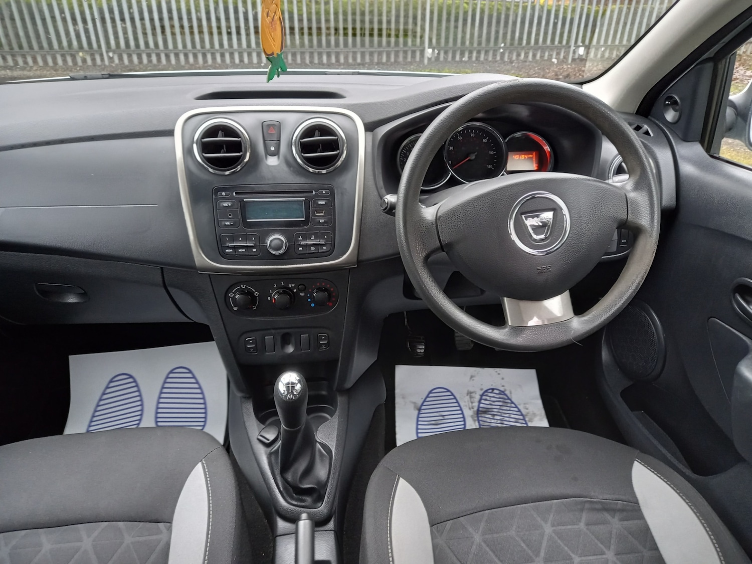 Used Dacia Sandero Stepway 2015 for sale - 77702055: Photo 14