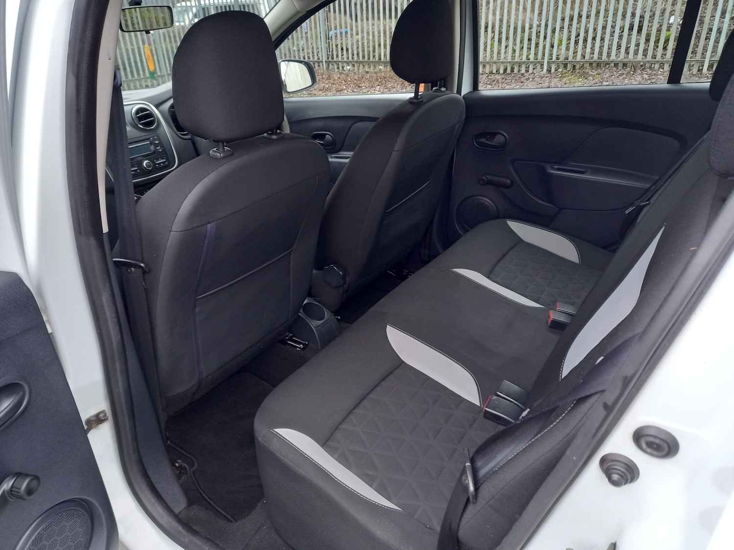 Used Dacia Sandero Stepway 2015 for sale - 77702055: Photo 17