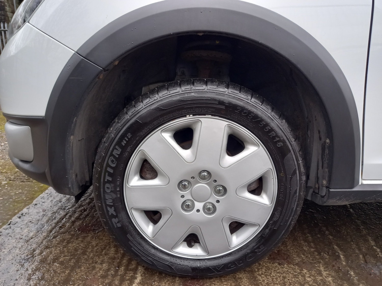 Used Dacia Sandero Stepway 2015 for sale - 77702055: Photo 27