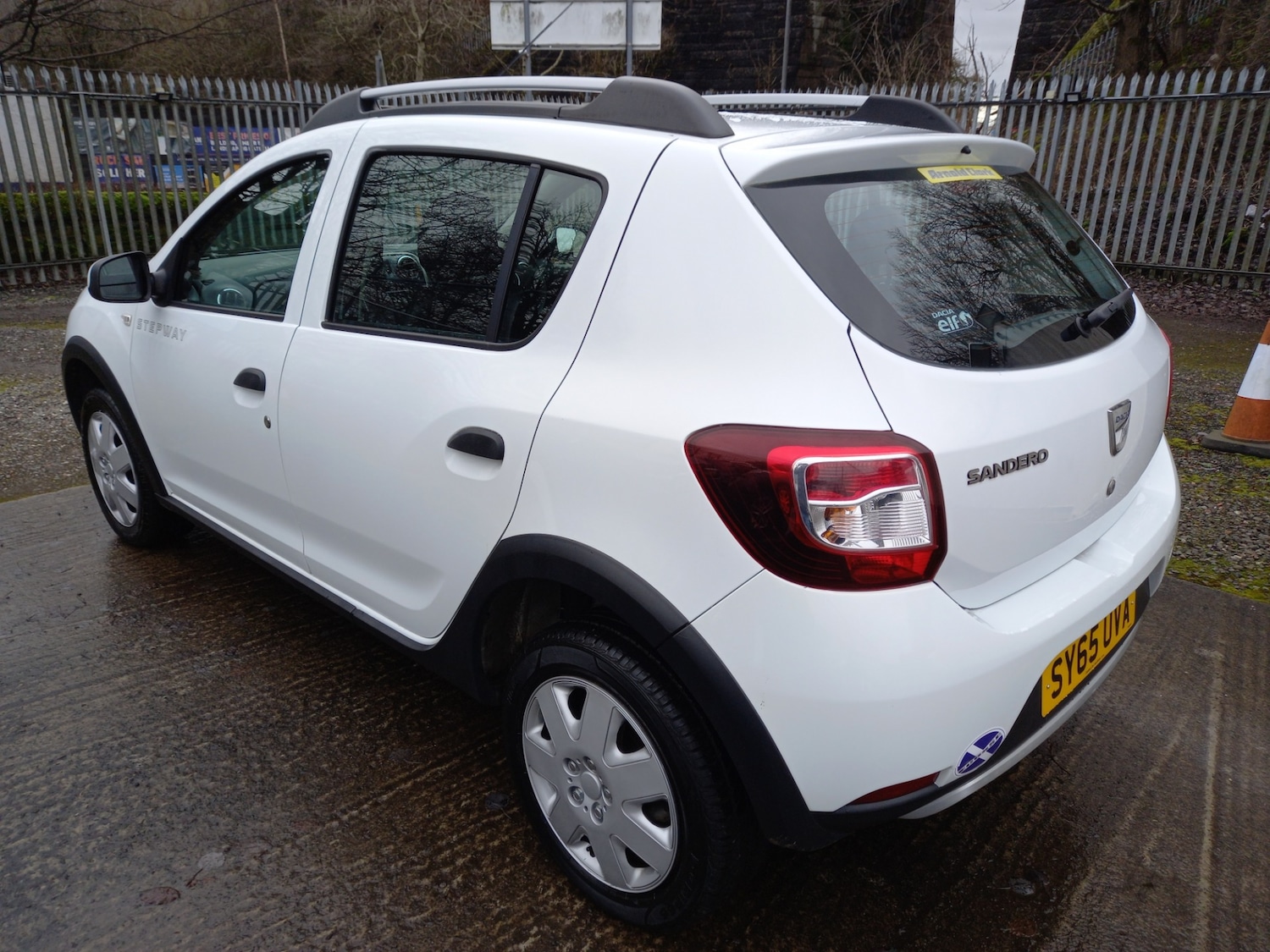 Used Dacia Sandero Stepway 2015 for sale - 77702055: Photo 4