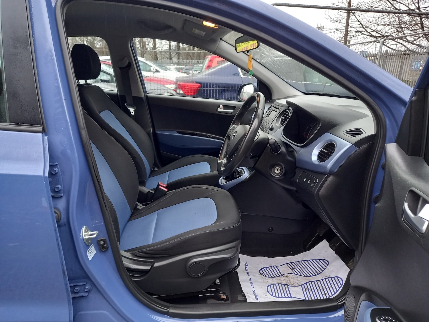 Used Hyundai i10 2016 for sale - 76707504: Photo 14