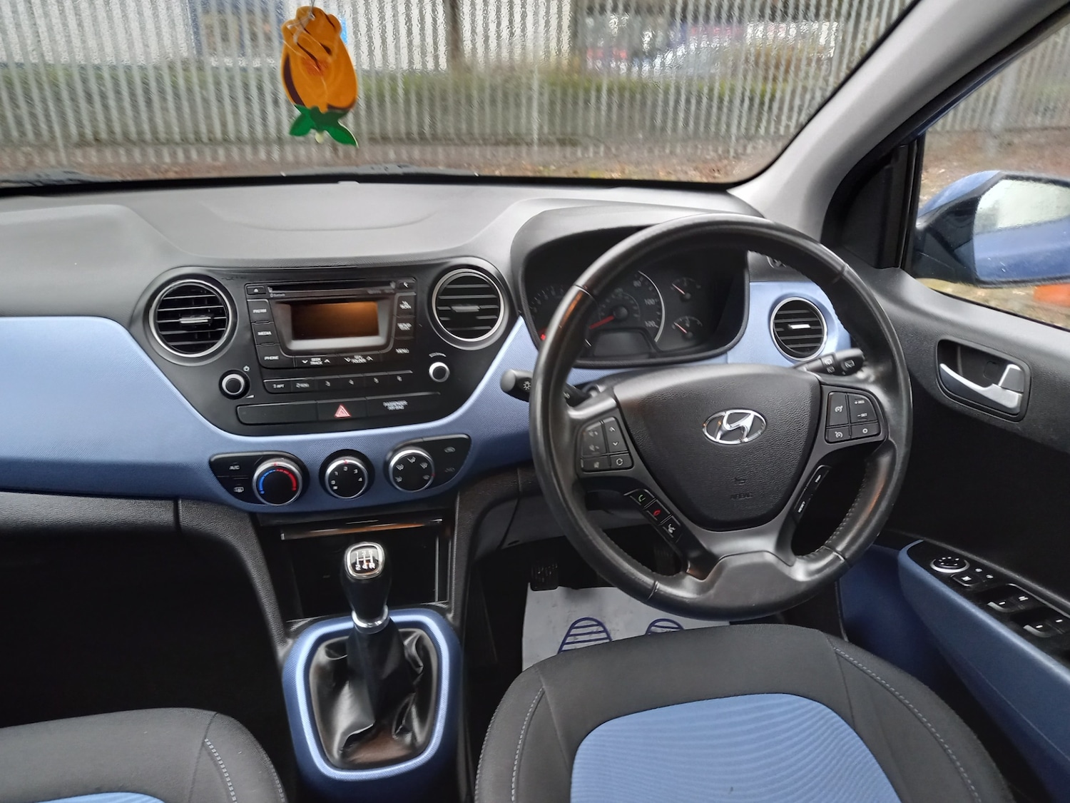 Used Hyundai i10 2016 for sale - 76707504: Photo 17