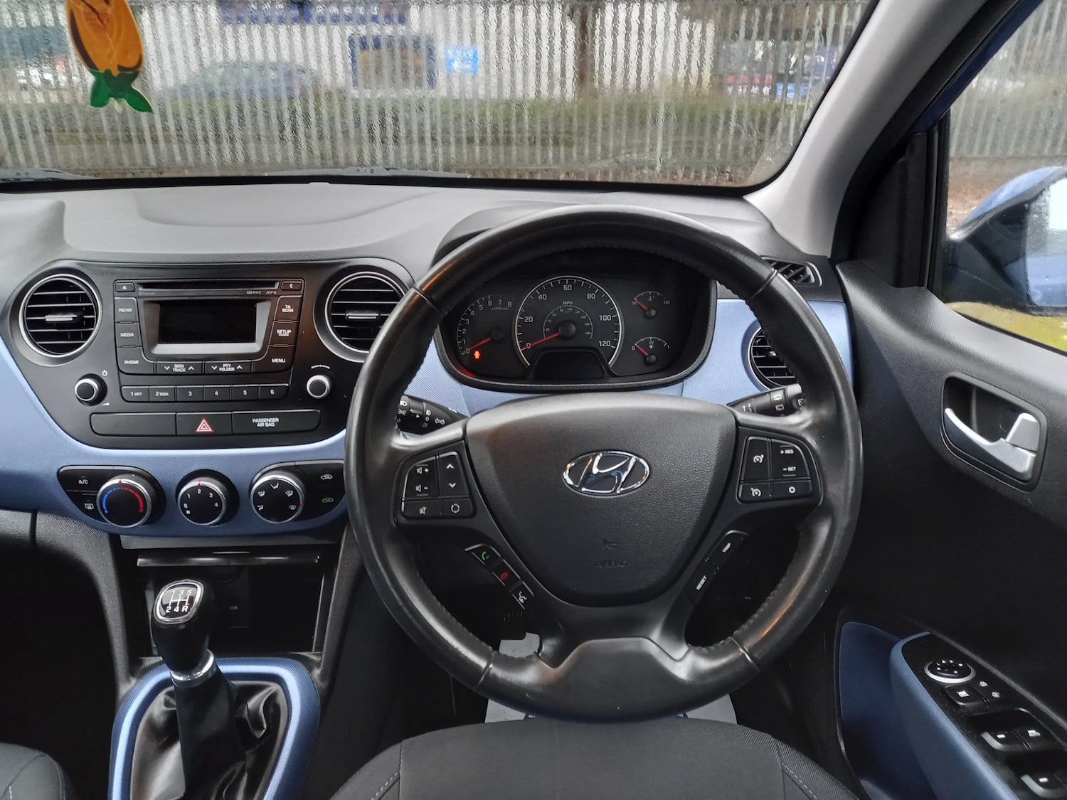 Used Hyundai i10 2016 for sale - 76707504: Photo 18