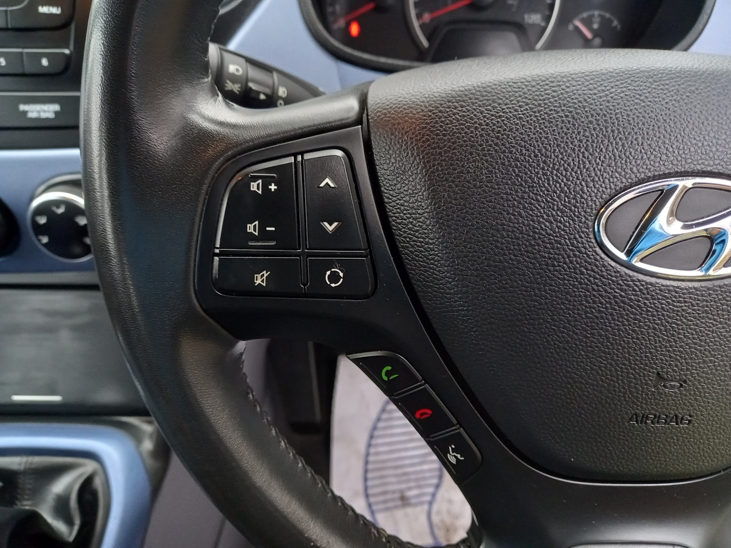 Used Hyundai i10 2016 for sale - 76707504: Photo 28