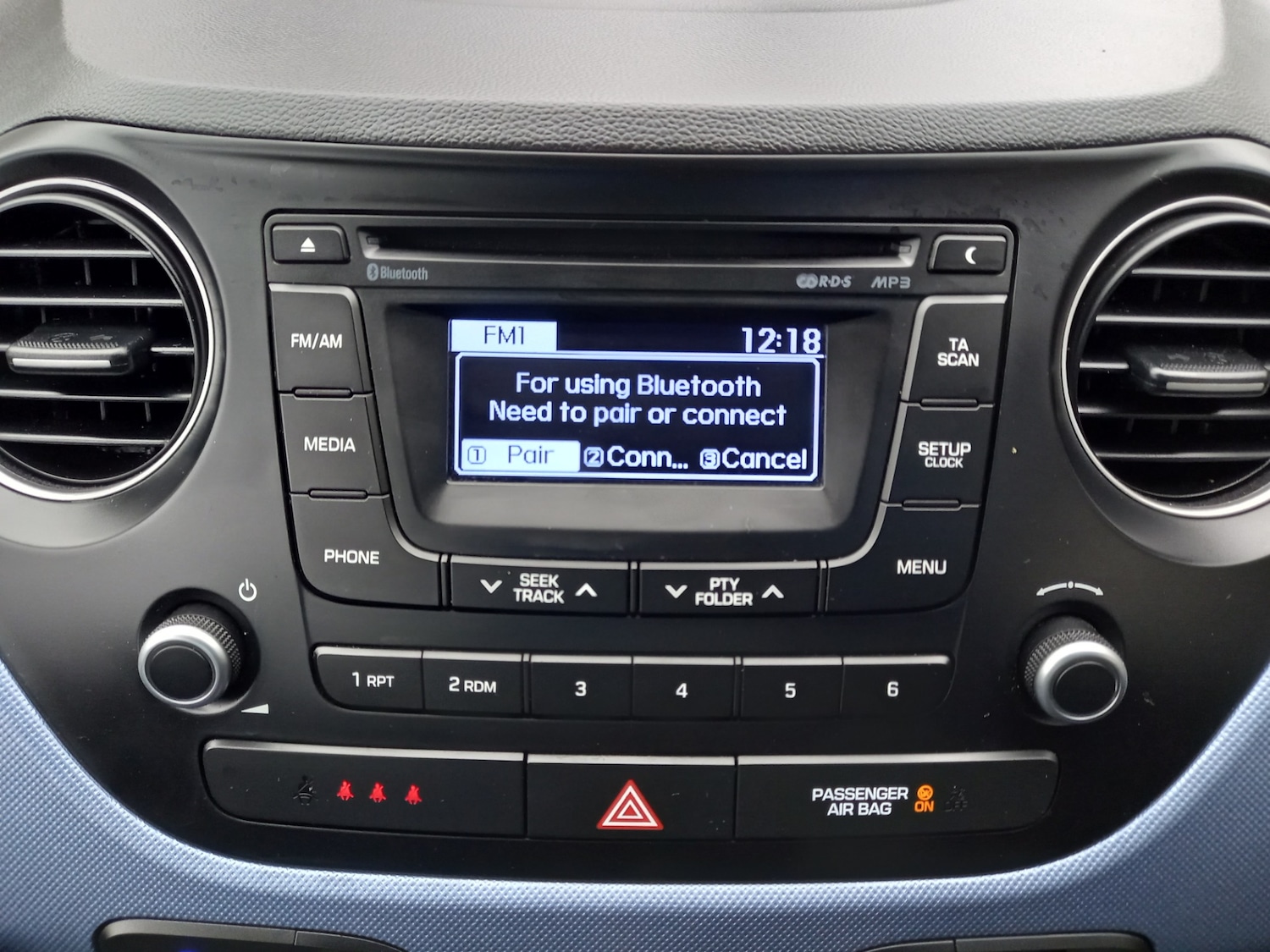 Used Hyundai i10 2016 for sale - 76707504: Photo 32